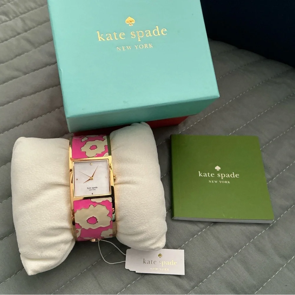 Kate Spade New York Picnic Floral Delacorte Enamel Bangle Watch NIB - Picture 1 of 12